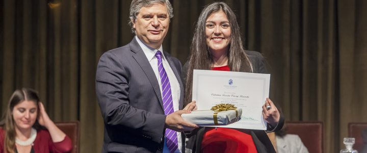 Se entrega premio Jaime Guzmán en ceremonia inaugural del año académico 2016 de la Facultad de Derecho de la PUC