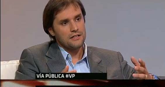 Jaime Bellolio, debate acerca de acreditaciones en las Universidades chilenas en Vía Pública, TVN 24 horas