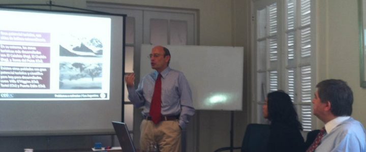 CONTROVERSIA LIMÍTROFE ENTRE CHILE Y PERÚ: TALLER DE COYUNTURA CON JUAN EMILIO CHEYRE