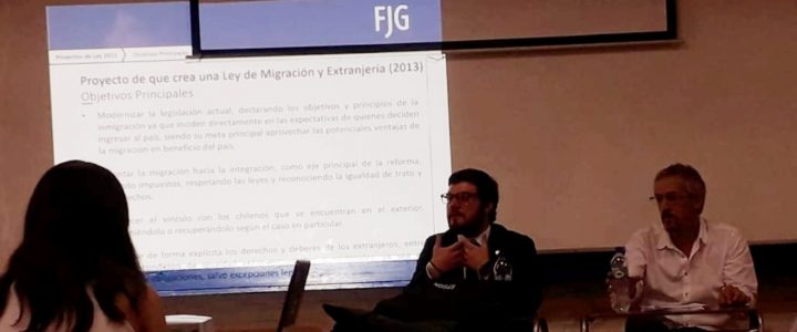 Hernán Valenzuela expuso sobre Ley de Migración en USACH
