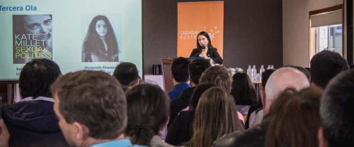 Daniela Carrasco expone en II Cumbre Austral sobre feminismo