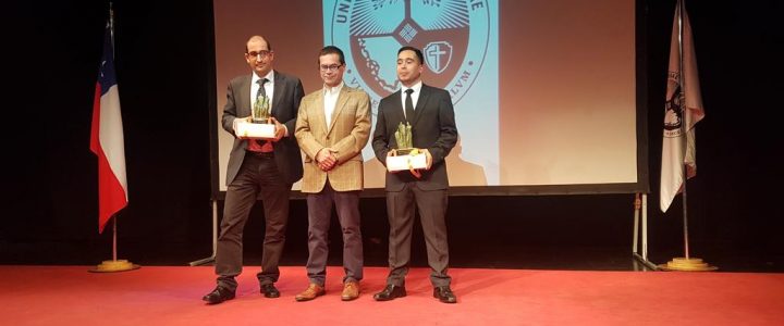 Claudio Arqueros entrega premio Jaime Guzmán en Universidad Finis Terrae