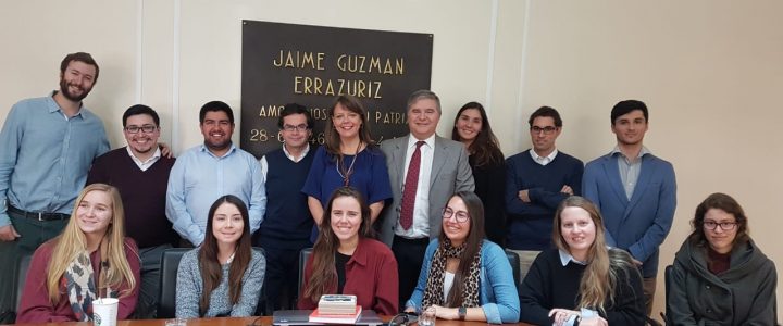 Senadora Ena von Baer visita la FJG para conversar por agenda de Gobierno