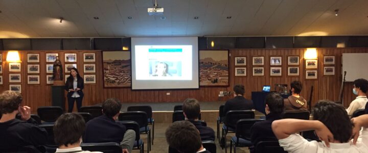 Charla sobre Cultura Occidental en el Colegio Tabancura